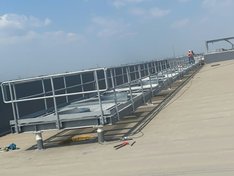Corteva Tohum Fabrikası — Çatı Yürüyüş Yolları Montajı — 3/3